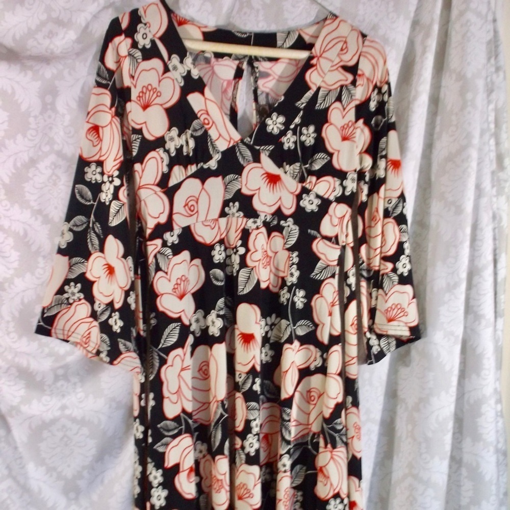 "Belle De Jour" Wrap dress with peek a boo back S